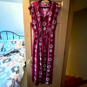 Lightweight patterned maxi dress